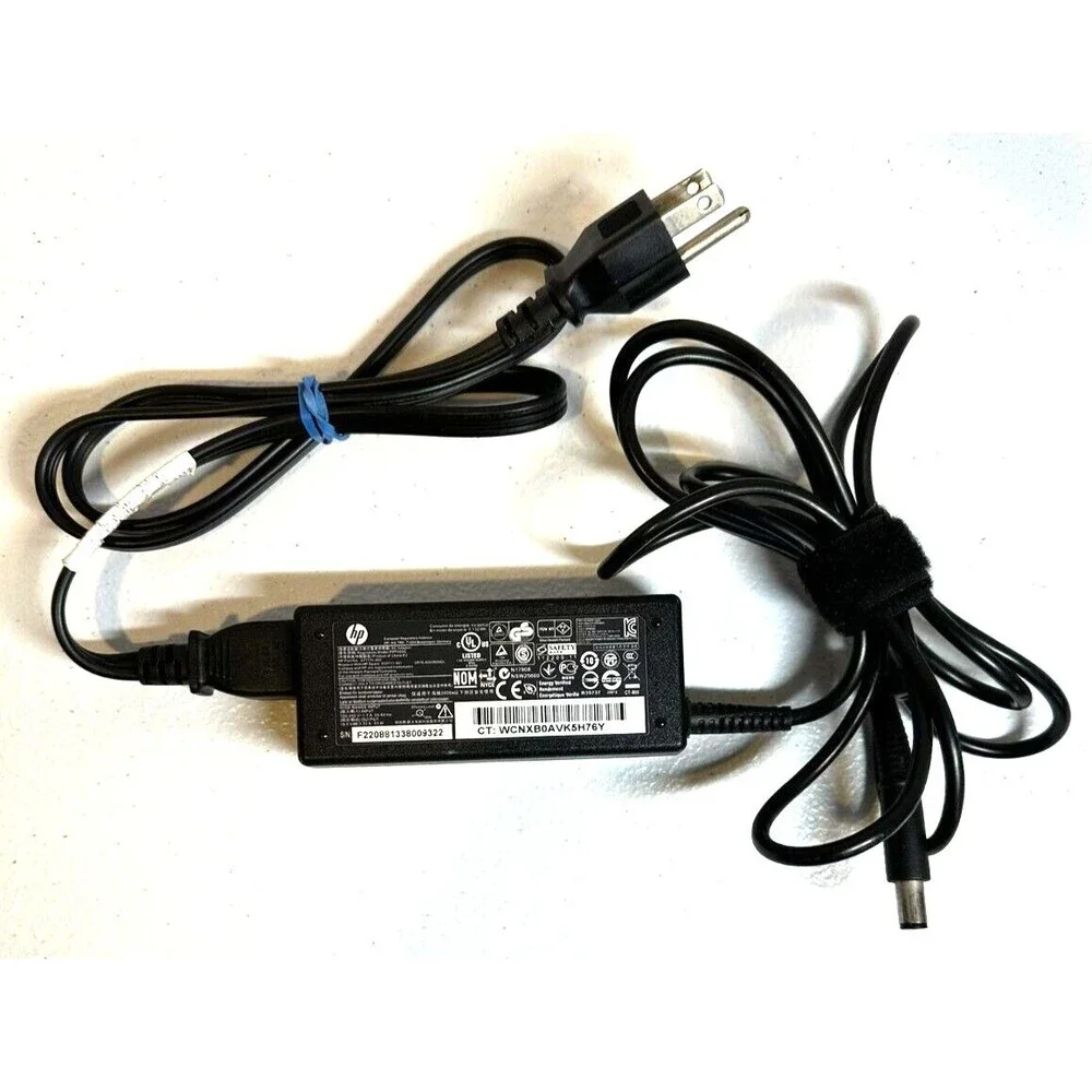 HP 677774-002 Laptop Power Adapter - Power Cord